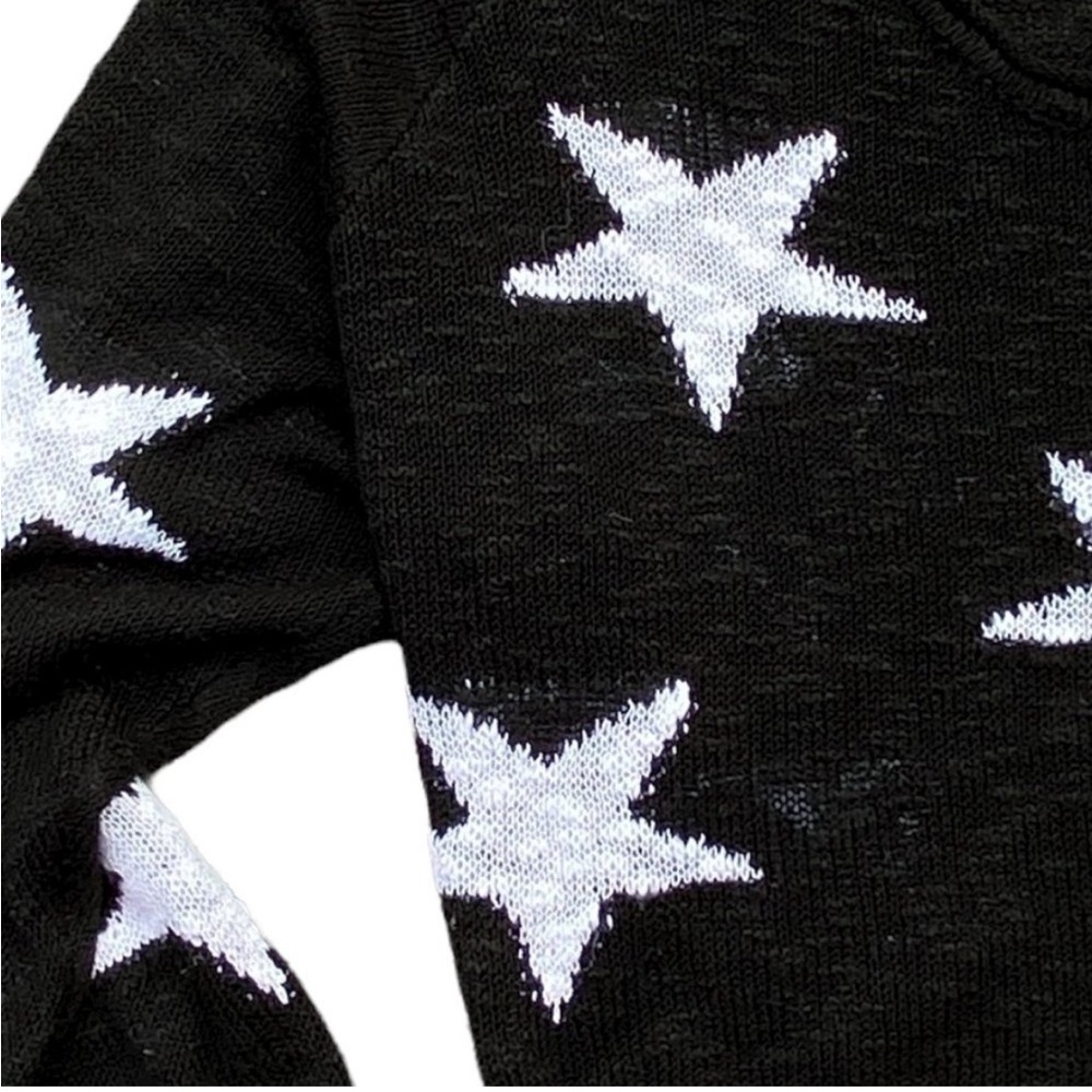 Black and White star sweater
Off the shoulder